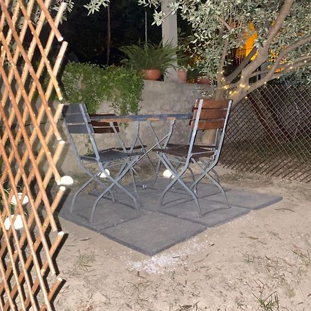 Sweet Flat With 2 Bedrooms Split Croatia Exterior photo